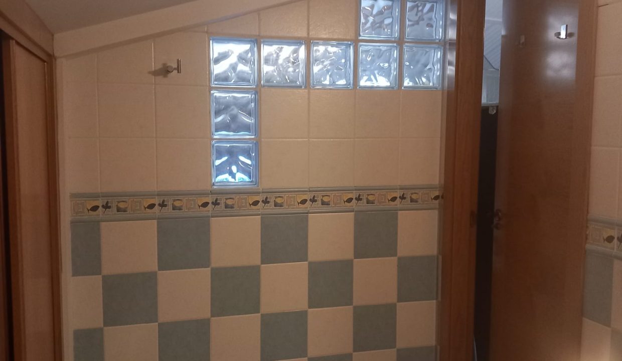 6c9e32b2-ba0b-478c-82c1-653bb9d6c310