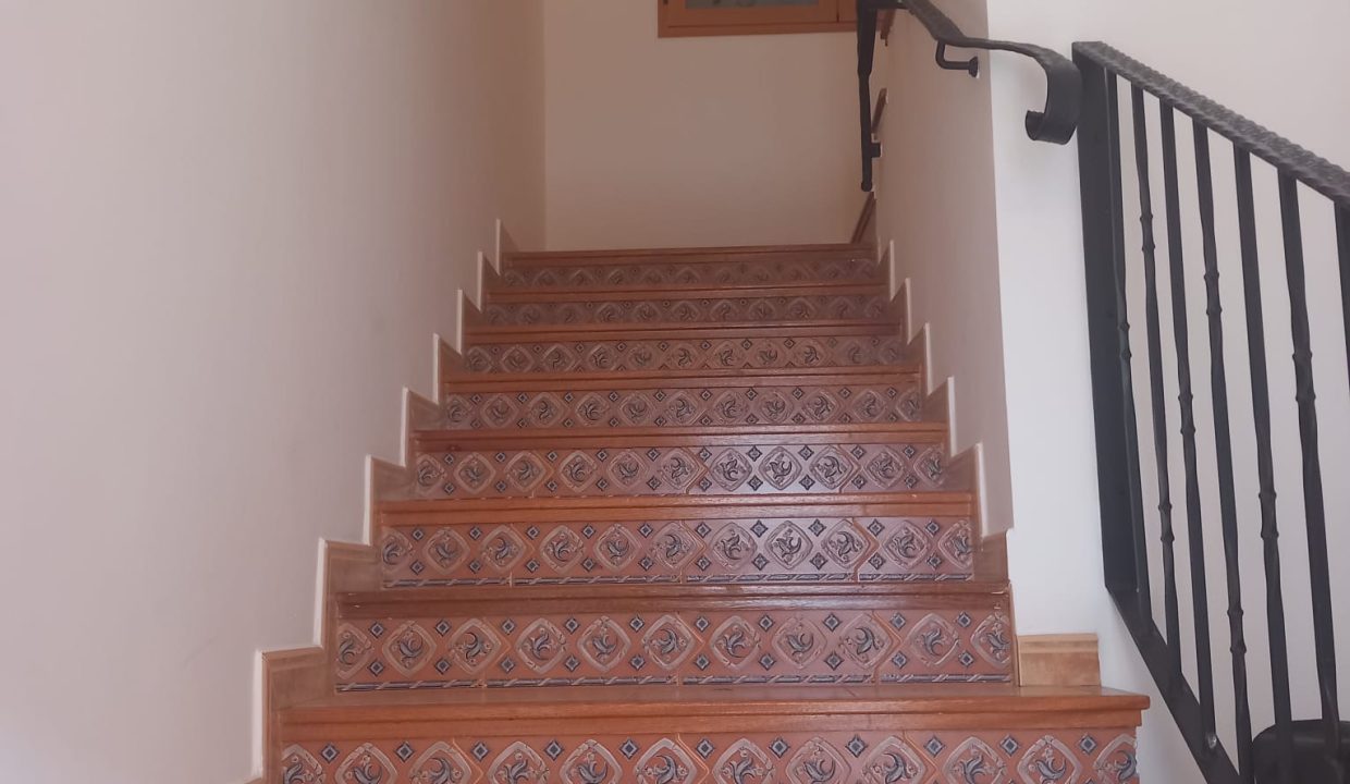 748bdb94-c7e2-40c2-bd67-f04f8e2f6e10