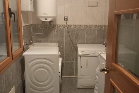 8aed7fb6-d66d-40fb-af83-b9f1ba127e2a